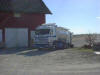Levering av kalk til traktor spreder.
